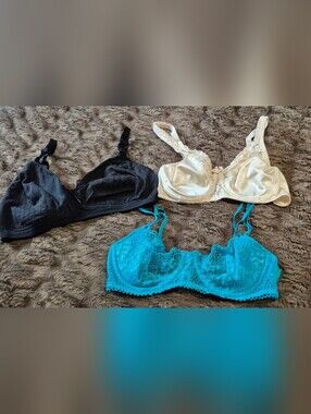 C34-c36 Bras Lot Of 3